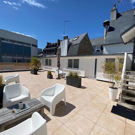 Votre Mini Maison En Plein Coeur Du Centre Ville -Terrasse - Et Parking Prive Sur Place Clos - Draps Et Menage Inclus 콩카르노 외부 사진