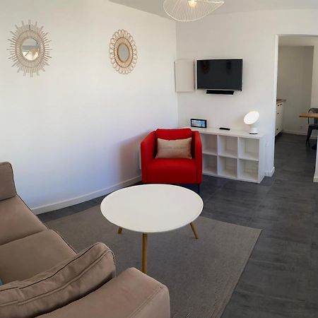 Votre Mini Maison En Plein Coeur Du Centre Ville -Terrasse - Et Parking Prive Sur Place Clos - Draps Et Menage Inclus 콩카르노 외부 사진